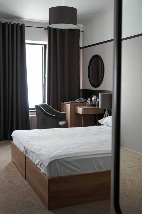 Hotel 52 Одеса Екстериор снимка
