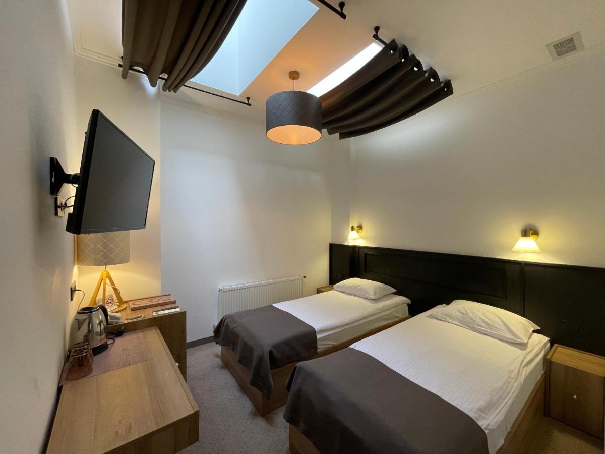 Hotel 52 Одеса Екстериор снимка