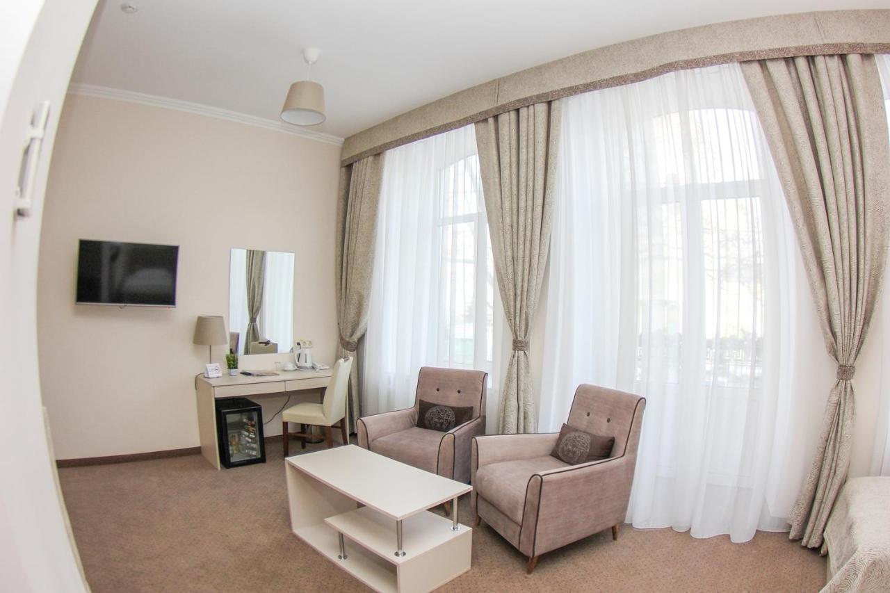 Hotel 52 Одеса Екстериор снимка