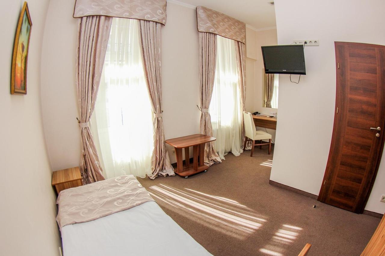 Hotel 52 Одеса Екстериор снимка